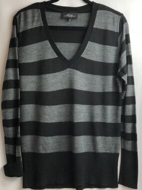 CC Collection Sweater Women Size XL Black Gray Striped V Neck Pullover Workwear